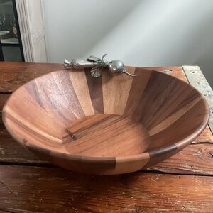 Vagabond House Garden Veggie Salad Serving Bowl